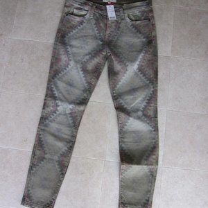 new CURRENT ELLIOTT ARMY GREEN NAVAJO JEANS SIZE 25 SUPER CUTE